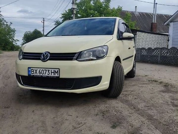 Авто Volkswagen Touran 2012 № 8876447