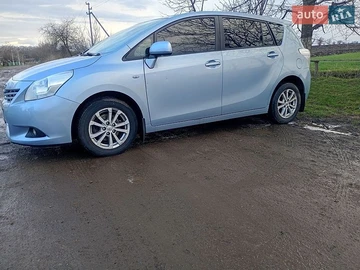 Авто Toyota Verso 2010 № 8876450