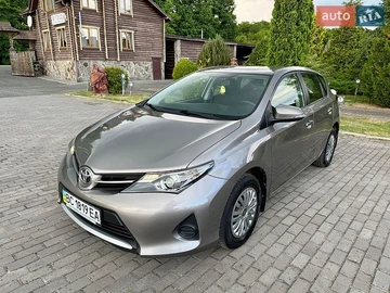 Авто Toyota Auris 2013 № 8876541