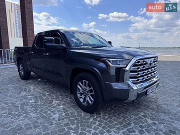 Авто Toyota Tundra 2022 № 8876948