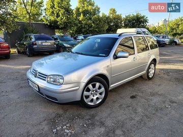 Авто Volkswagen Golf 2003 № 8877133