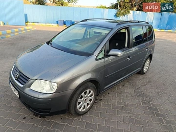 Авто Volkswagen Touran 2006 № 8877144