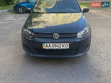 Авто Volkswagen Polo 2011 № 8877180