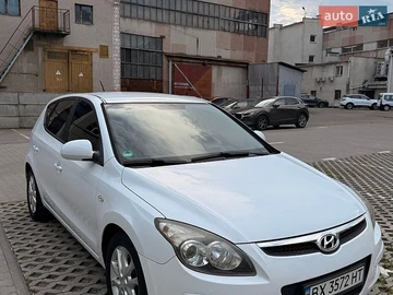 Авто Hyundai I30 2009 № 8877185