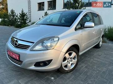 Авто Opel Zafira 2009 № 8877189