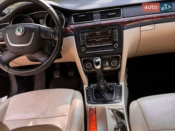 Авто Skoda Superb 2012 № 8877316