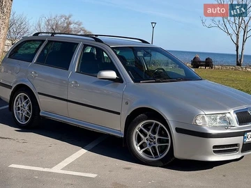 Авто Skoda Octavia 2004 № 8877539