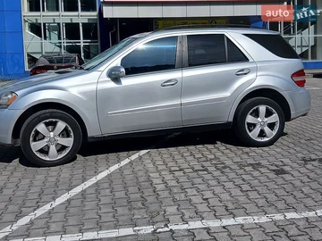 Авто Mercedes M-Class 2005 № 8877720