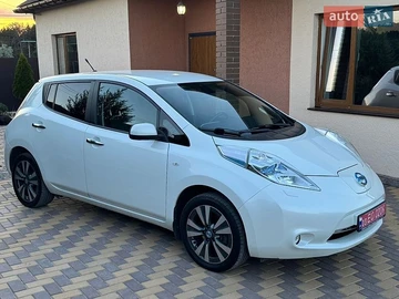 Авто Nissan Leaf 2014 № 8878091