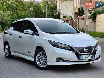 Авто Nissan Leaf 2018 № 8878103
