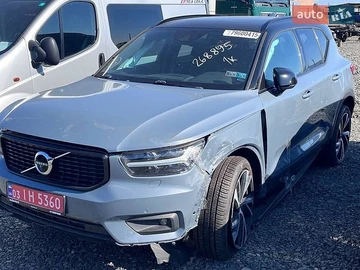 Авто Volvo Xc40 2019 № 8878107