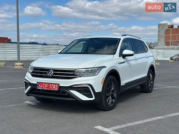 Авто Volkswagen Tiguan 2022 № 8878129