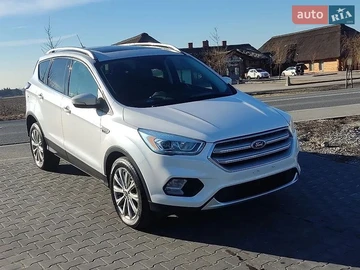 Авто Ford Escape 2017 № 8878356
