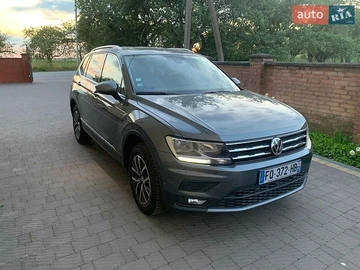 Авто Volkswagen Tiguan Allspace 2020 № 8878493