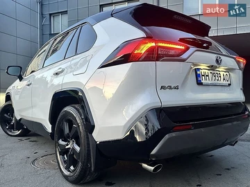 Авто Toyota Rav4 2021 № 8878503