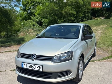 Авто Volkswagen Polo 2011 № 8878724