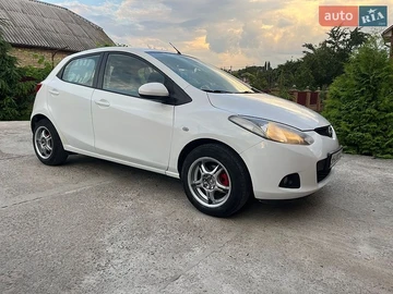 Авто Mazda 2 2008 № 8878726