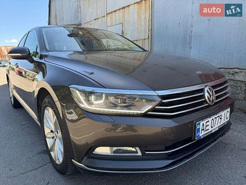 Авто Volkswagen Passat 2017 № 8878796