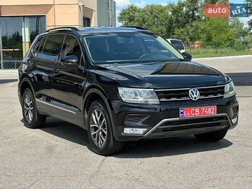 Авто Volkswagen Tiguan 2020 № 8878864