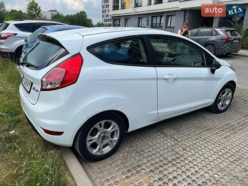 Авто Ford Fiesta 2014 № 8879136
