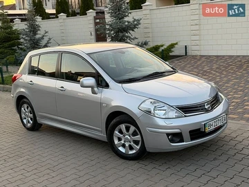 Авто Nissan Tiida 2011 № 8879172