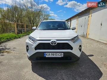 Авто Toyota Rav4 2021 № 8879390