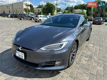 Авто Tesla Model S 2018 № 8879397