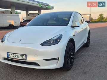 Авто Tesla Model Y 2023 № 8879492