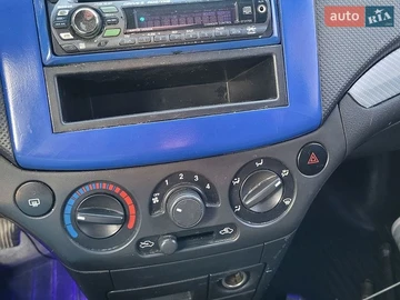 Авто Chevrolet Aveo 2007 № 8879572