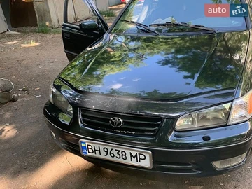 Авто Toyota Camry 2000 № 8879576