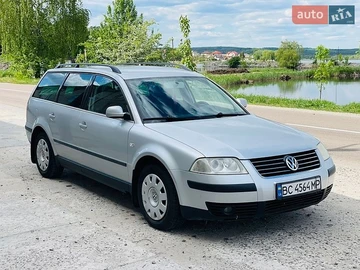 Авто Volkswagen Passat 2003 № 8879649