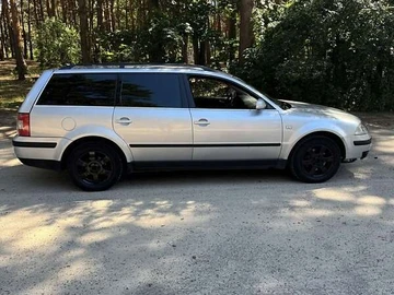 Авто Volkswagen Passat 2003 № 8879653