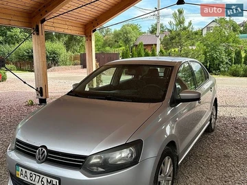 Авто Volkswagen Polo 2012 № 8879673