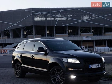 Авто Audi Q7 2006 № 8879774