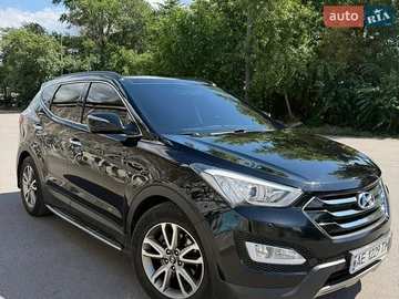 Авто Hyundai Santa Fe 2013 № 8879983