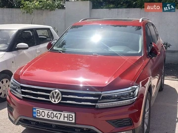 Авто Volkswagen Tiguan Allspace 2019 № 8880057