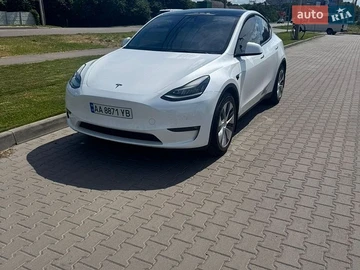 Авто Tesla Model Y 2021 № 8880071