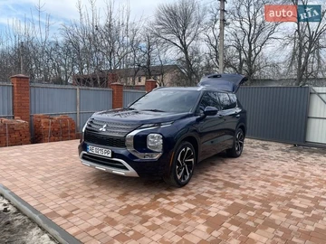 Авто Mitsubishi Outlander 2021 № 8880148