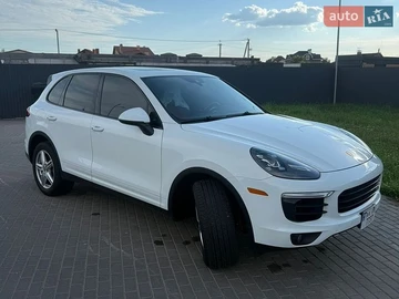 Авто Porsche Cayenne 2016 № 8880164