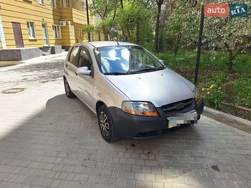 Авто Chevrolet Aveo 2005 № 8880249