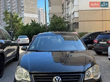 Авто Volkswagen Polo 2006 № 8880261