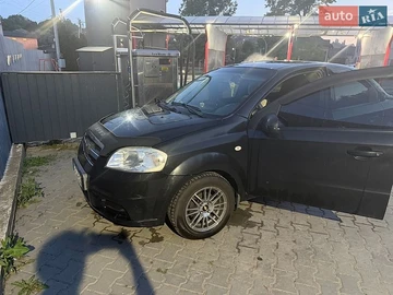 Авто Chevrolet Aveo 2006 № 8880325
