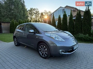 Авто Nissan Leaf 2013 № 8880455