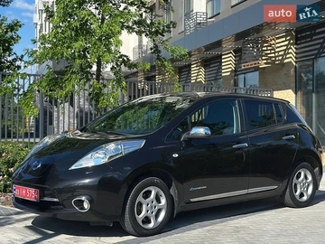 Авто Nissan Leaf 2014 № 8880480