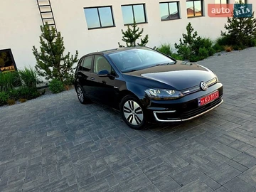 Авто Volkswagen E-Golf 2015 № 8880547