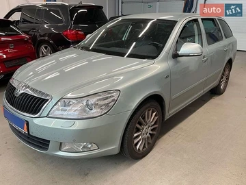 Авто Skoda Octavia 2009 № 8880560