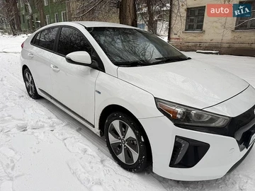 Авто Hyundai Ioniq 2019 № 8880653
