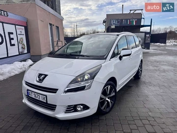 Авто Peugeot 5008 2010 № 8880956