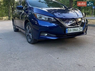 Авто Nissan Leaf 2020 № 8880971