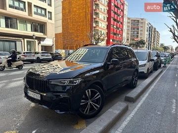 Авто BMW X7 2020 № 8880992